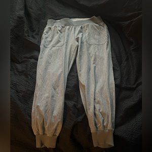 Calvin Klein Grey Athletic Workout Cropped Jogger Pants